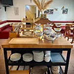 Zu Den Linden 3* Wachtberg