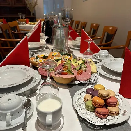 Hotel Zu Den Linden