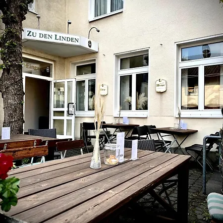 Zu Den Linden Hotel Wachtberg