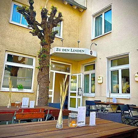 Zu Den Linden Hotel 3*