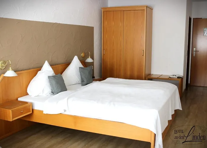 Hotel Zu Den Linden Wachtberg