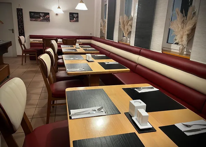 Hotel Zu Den Linden 3*